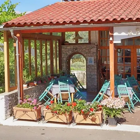 Apartment Krini *